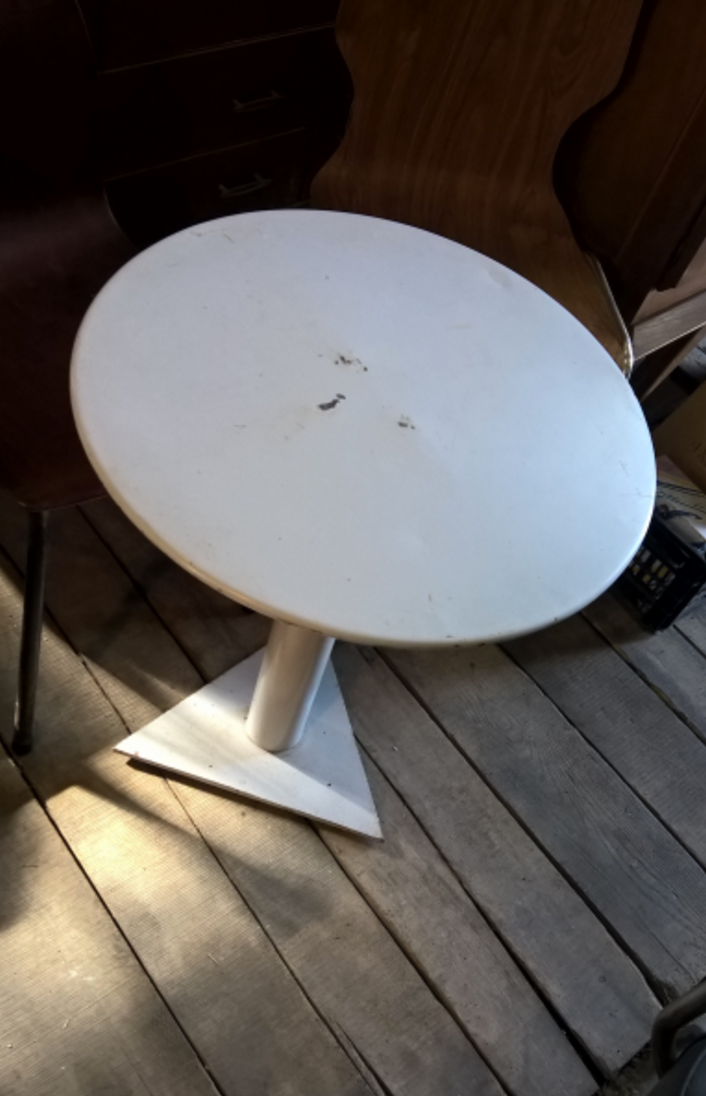 Table ronde bistrot / guéridon acier gris