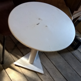 Table round Bistro / gray steel table