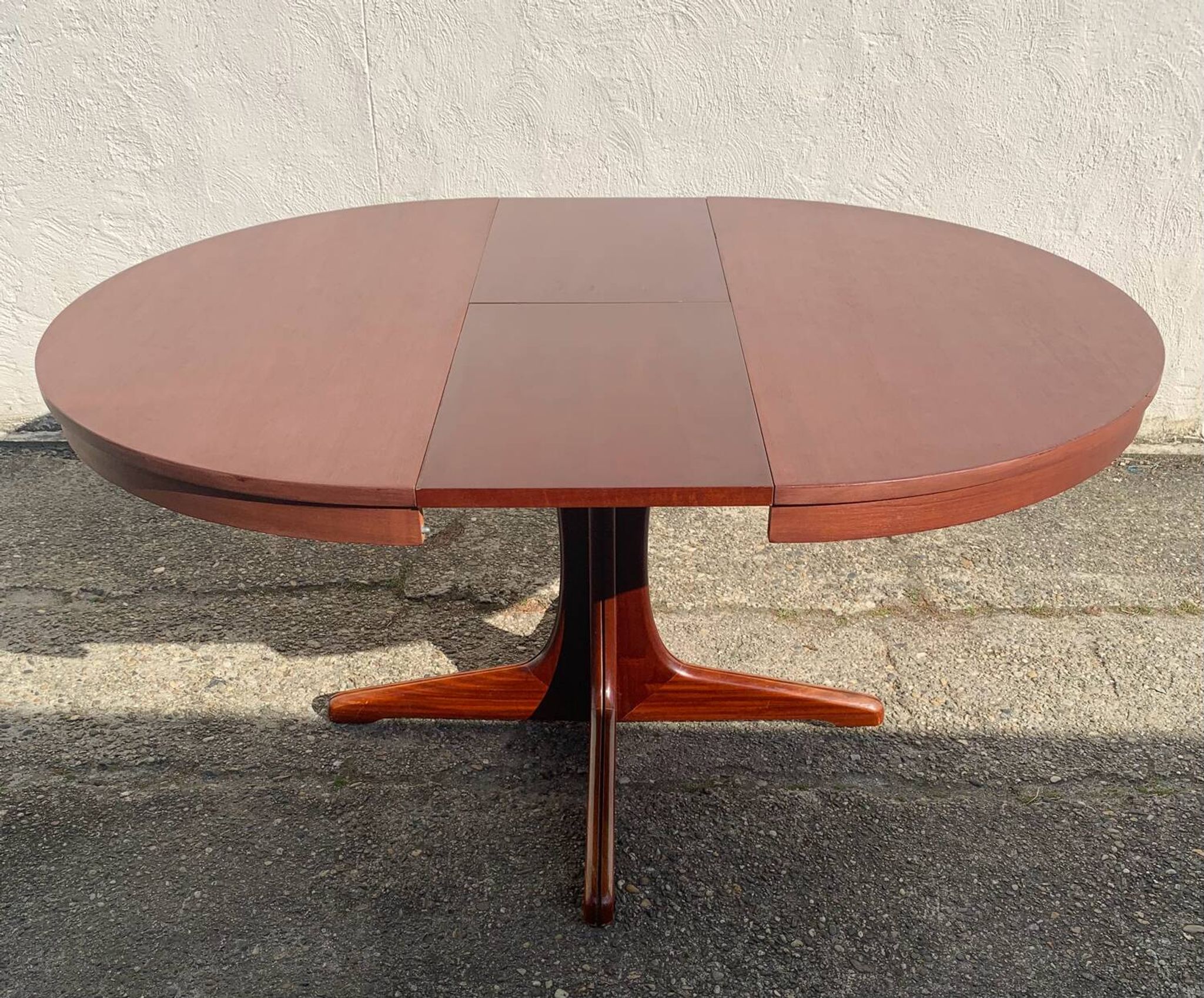 Vintage extendable Scandinavian table