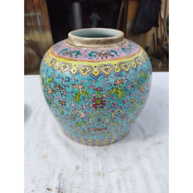 Ginger jar in Chinese glazed earthenware