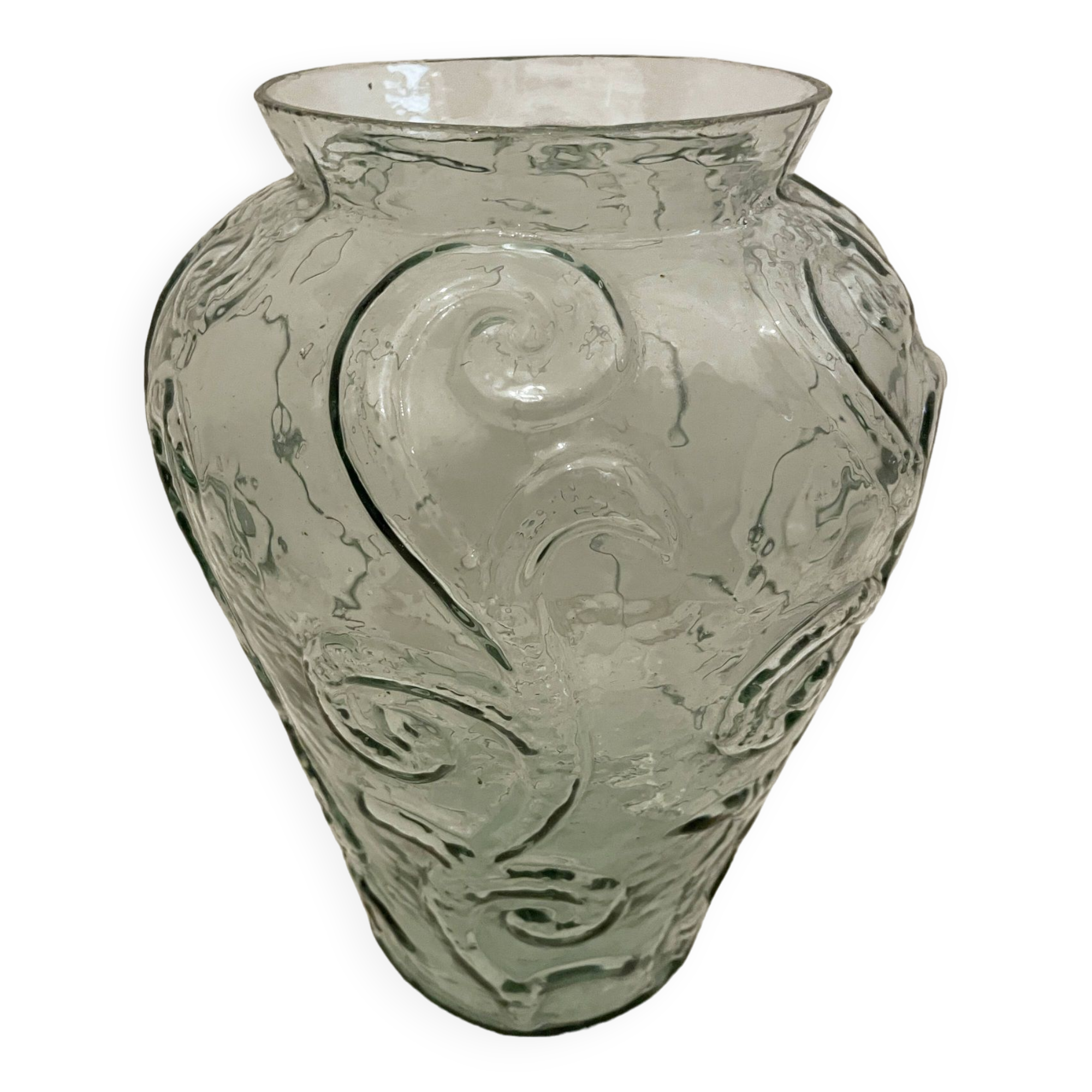 Sculpted glass vase