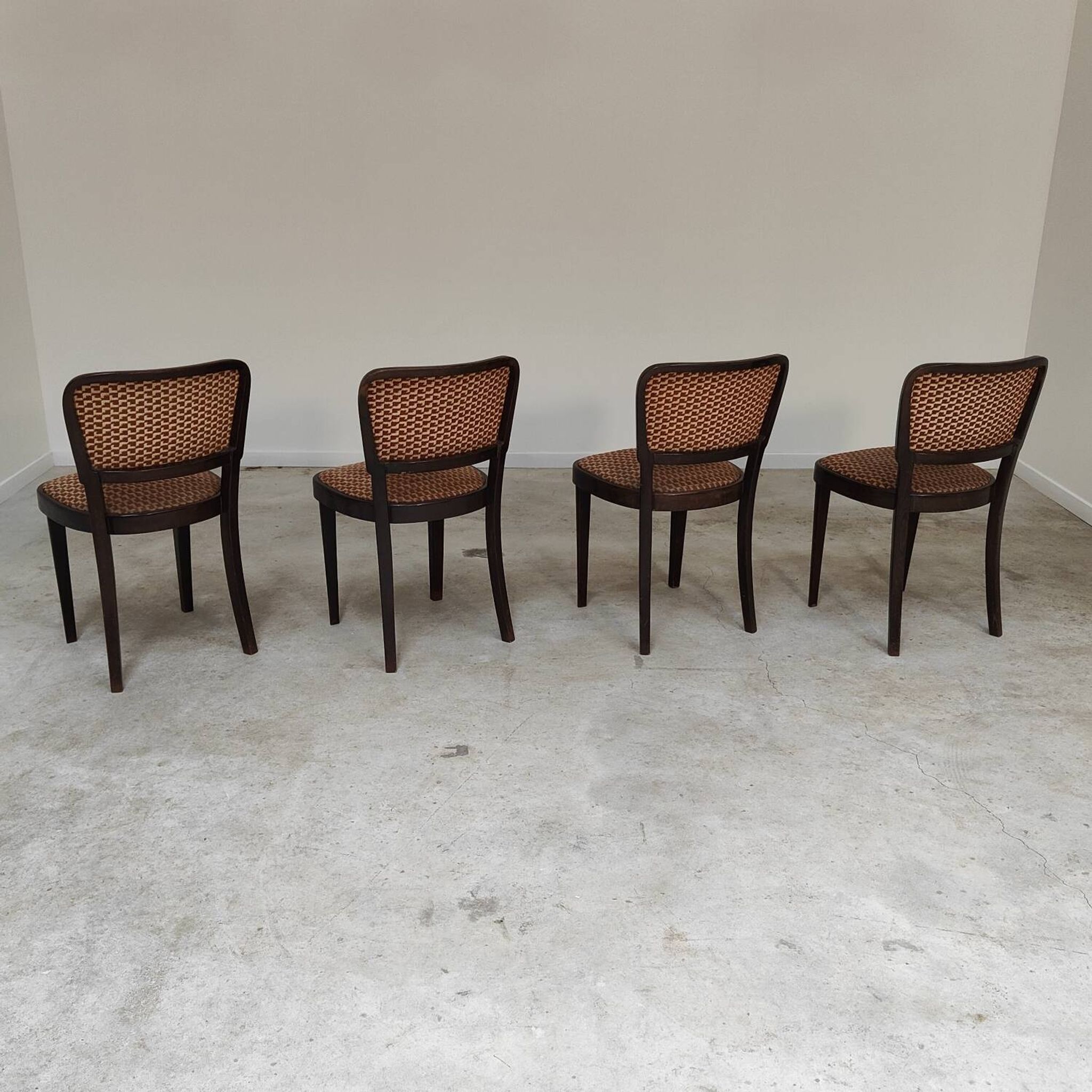 Lot de 4 chaises Thonet art déco 1930, tissu et noyer