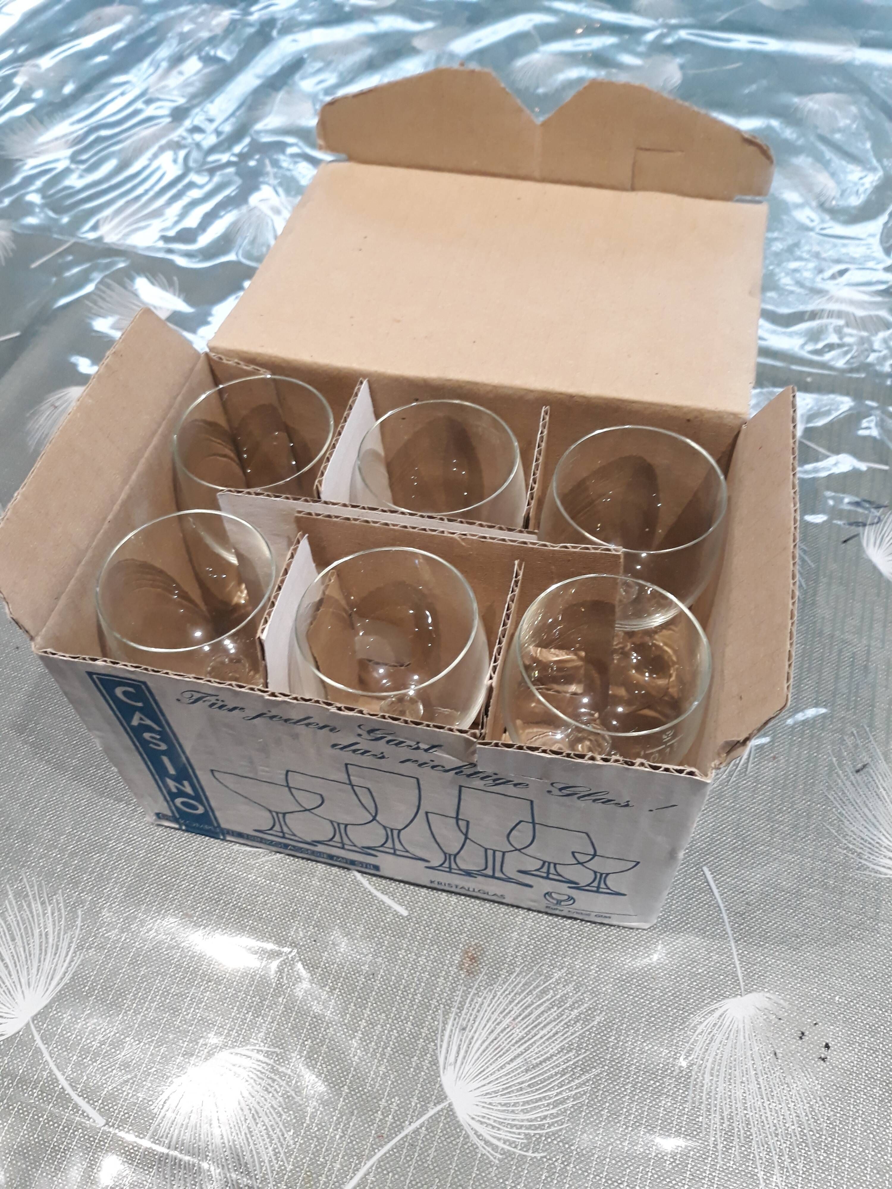 coffret de 6 verres à vin  ou à digestif saint gobain international