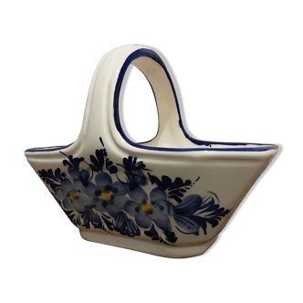 Porcelain basket