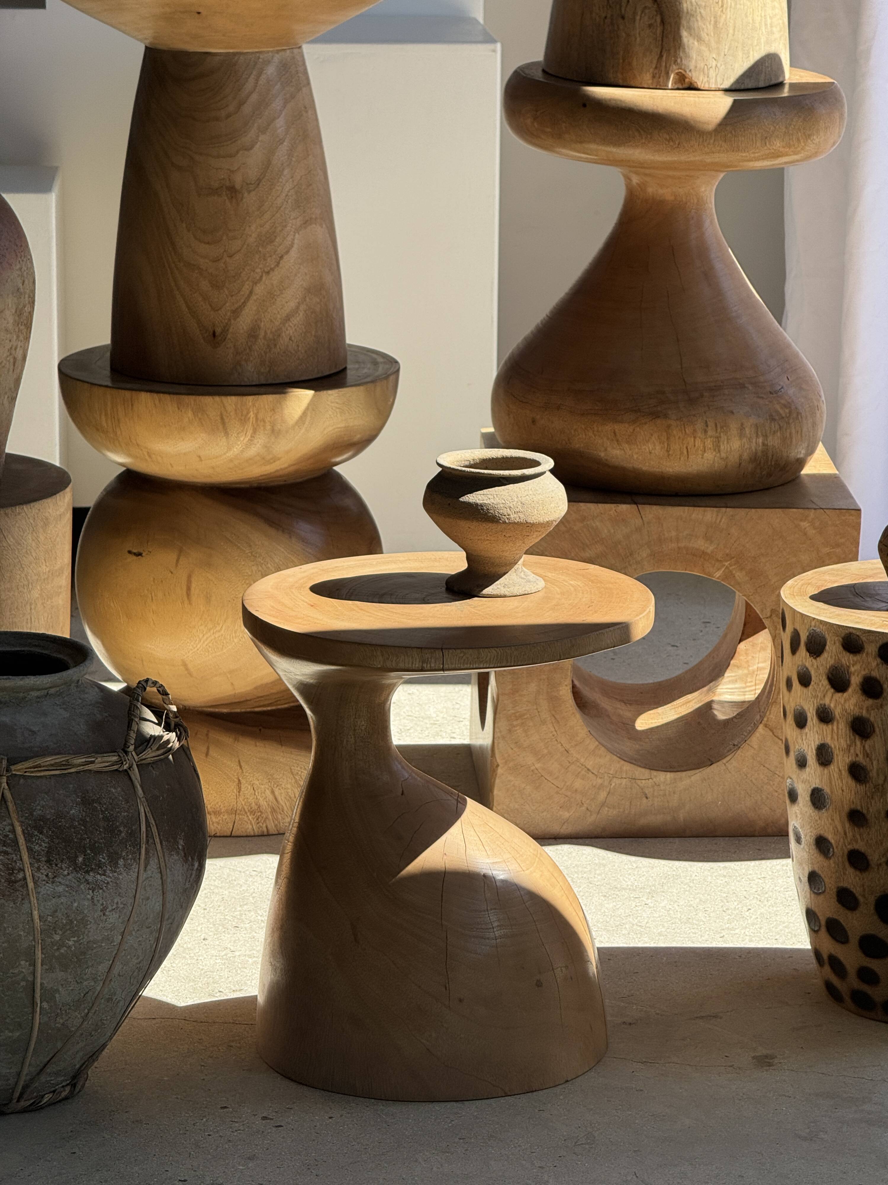 Pawn Natural - Stool, side table, end table in solid mango wood