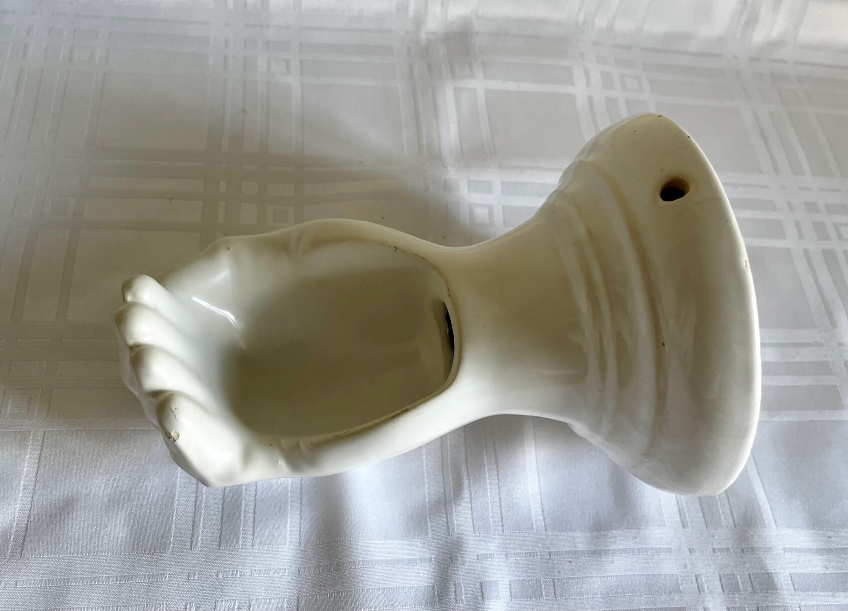 Ceramic hand soap dish