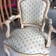 Paire de fauteuil laqué de style Louis XV