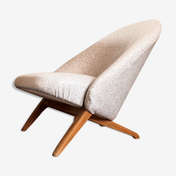 Lounge chair by Theo Ruth