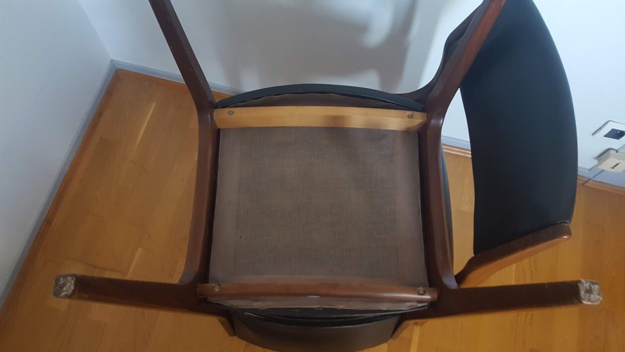 Lot of scandinavian chairs