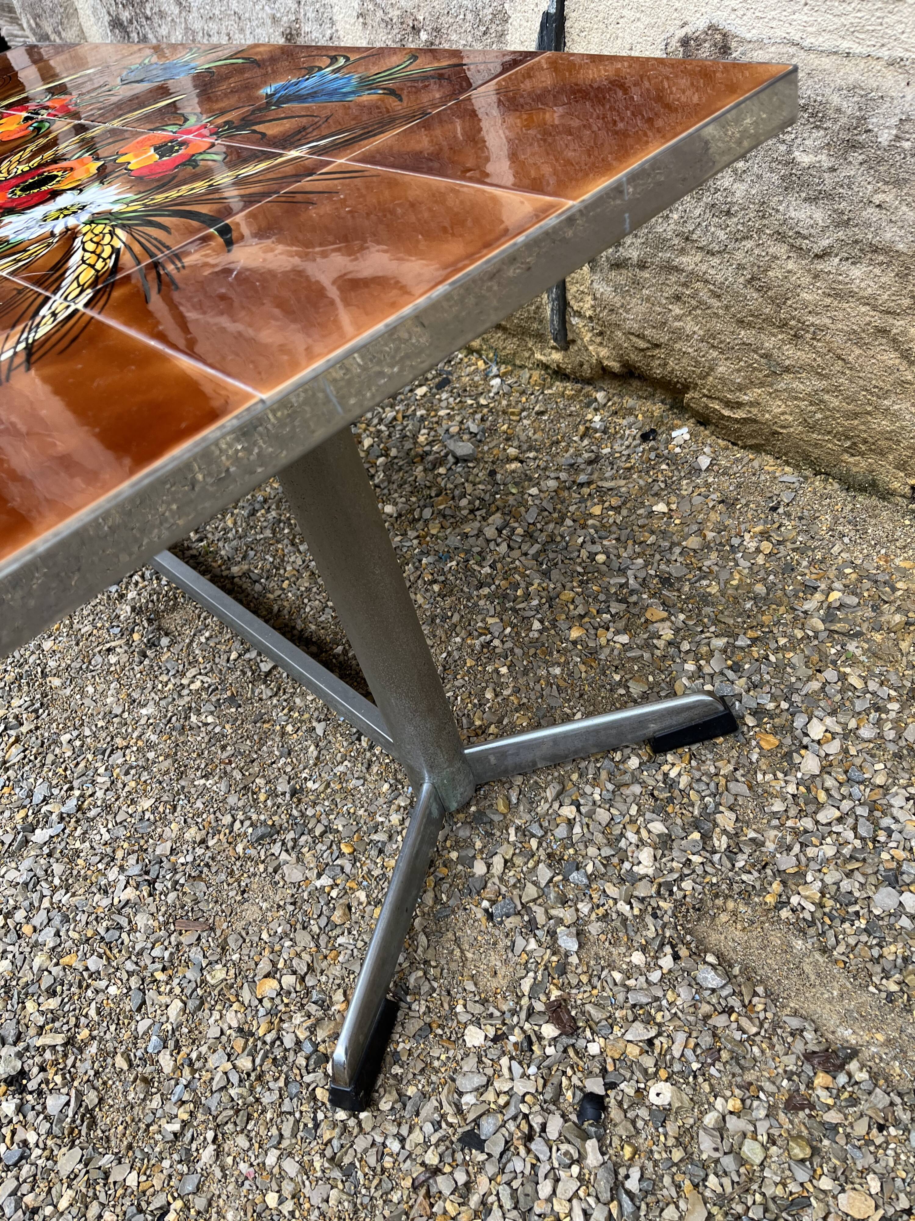 Vintage coffee table