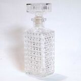 Narrow whiskey decanter with spike pattern