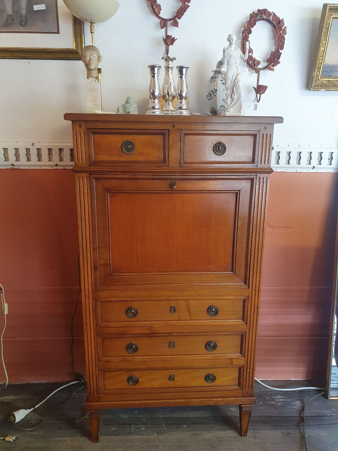 Secrétaire de style Louis 16