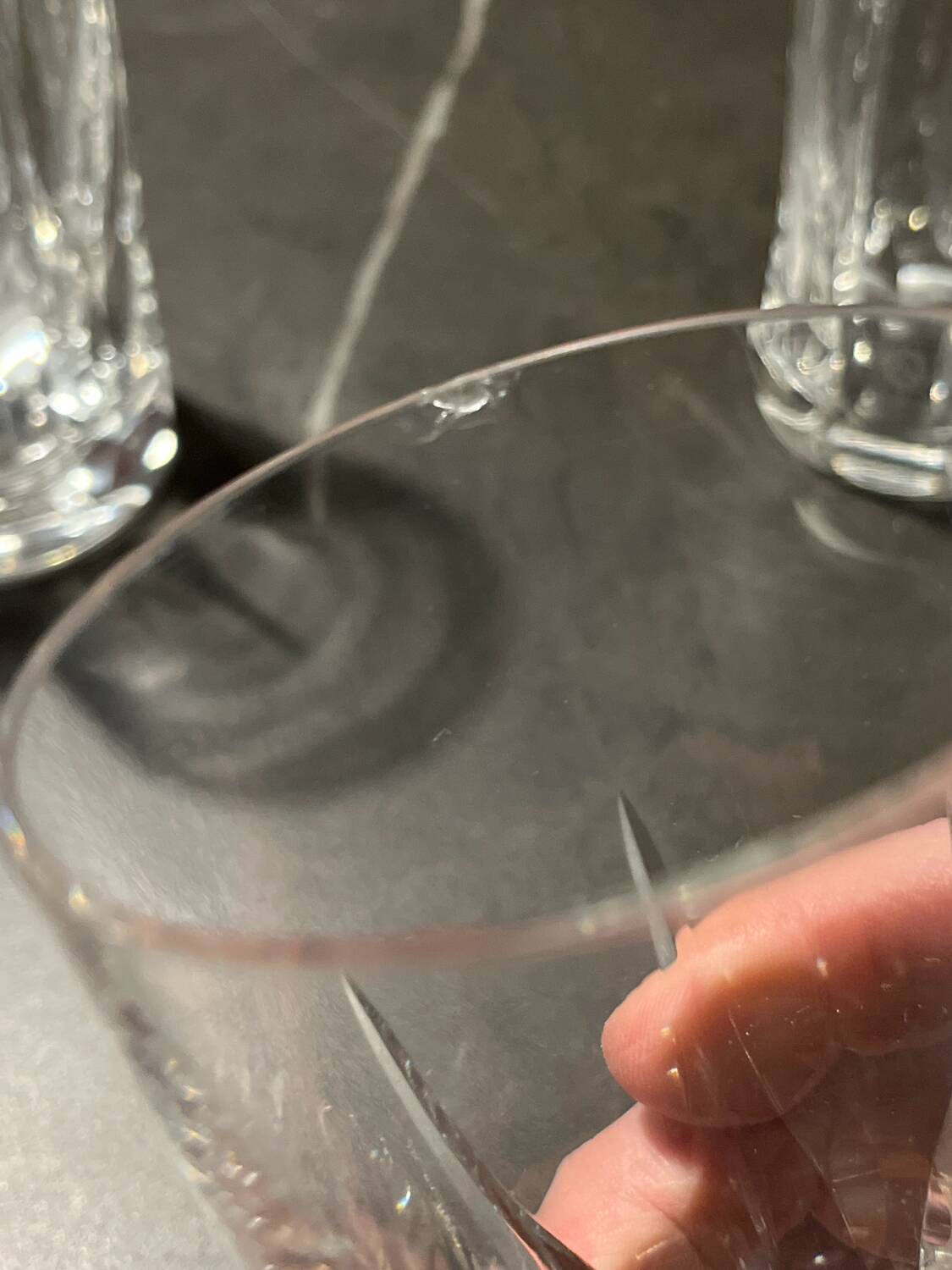 Série de 4 verres à orangeade estampillés cristal saint louis