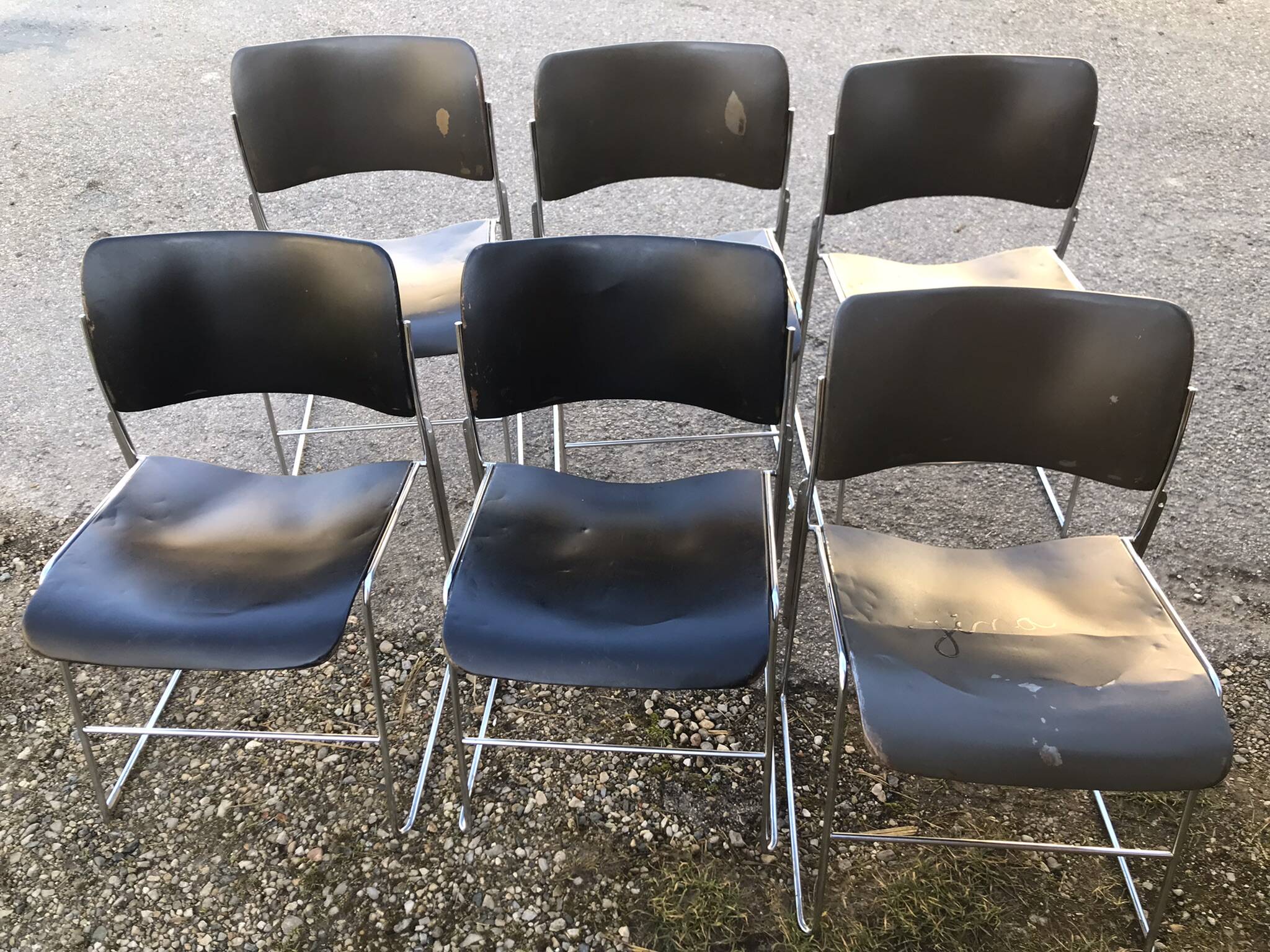 Set of 6 designer metal chairs from the 20th century David Rowland