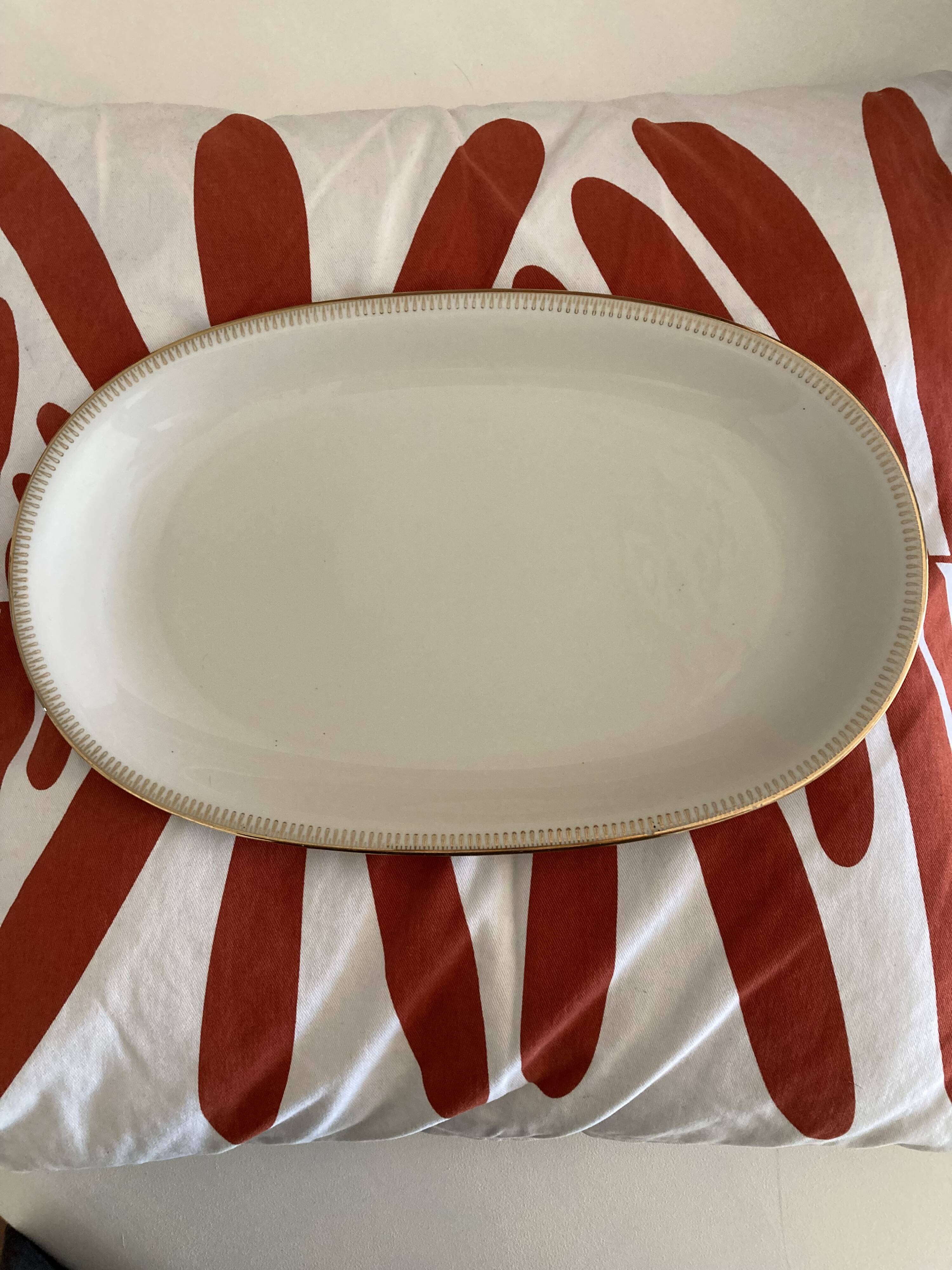 Presentation dish