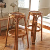 Paire de tabourets de bar  Louis Sognot en rotin 1950