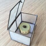 Vintage box in mother-of-pearl and brass