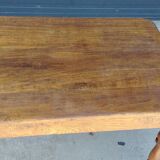 Farm table