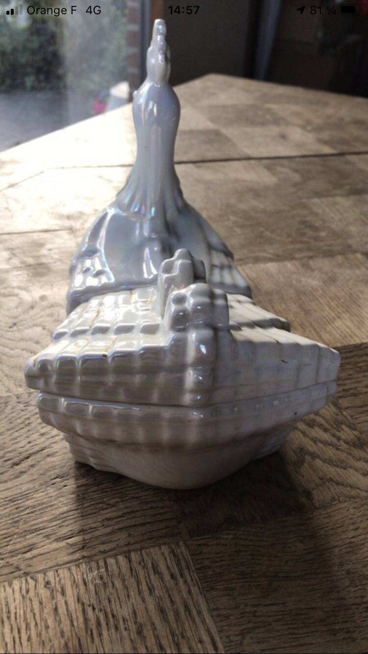 Vintage ceramic swan candy box