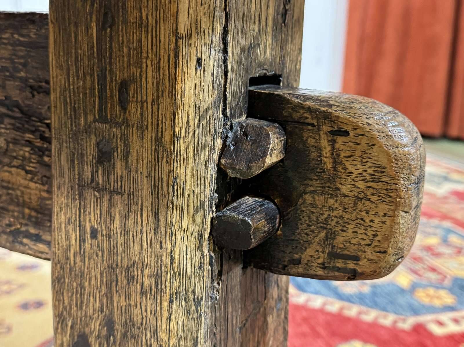 Table monastère anglaise en chêne XIXème