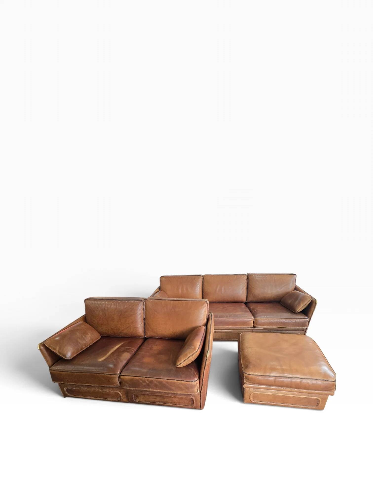 Roche Bobois vintage lounge from the 80s – cognac buffalo leather – 2 sofas + pouf