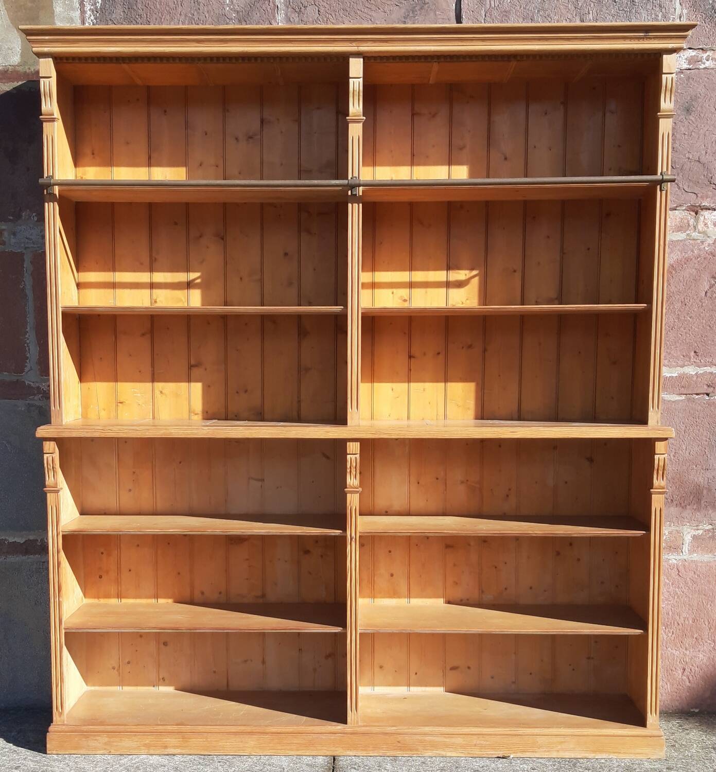 Pine bookcase (251 x 49 x height 288 cm)