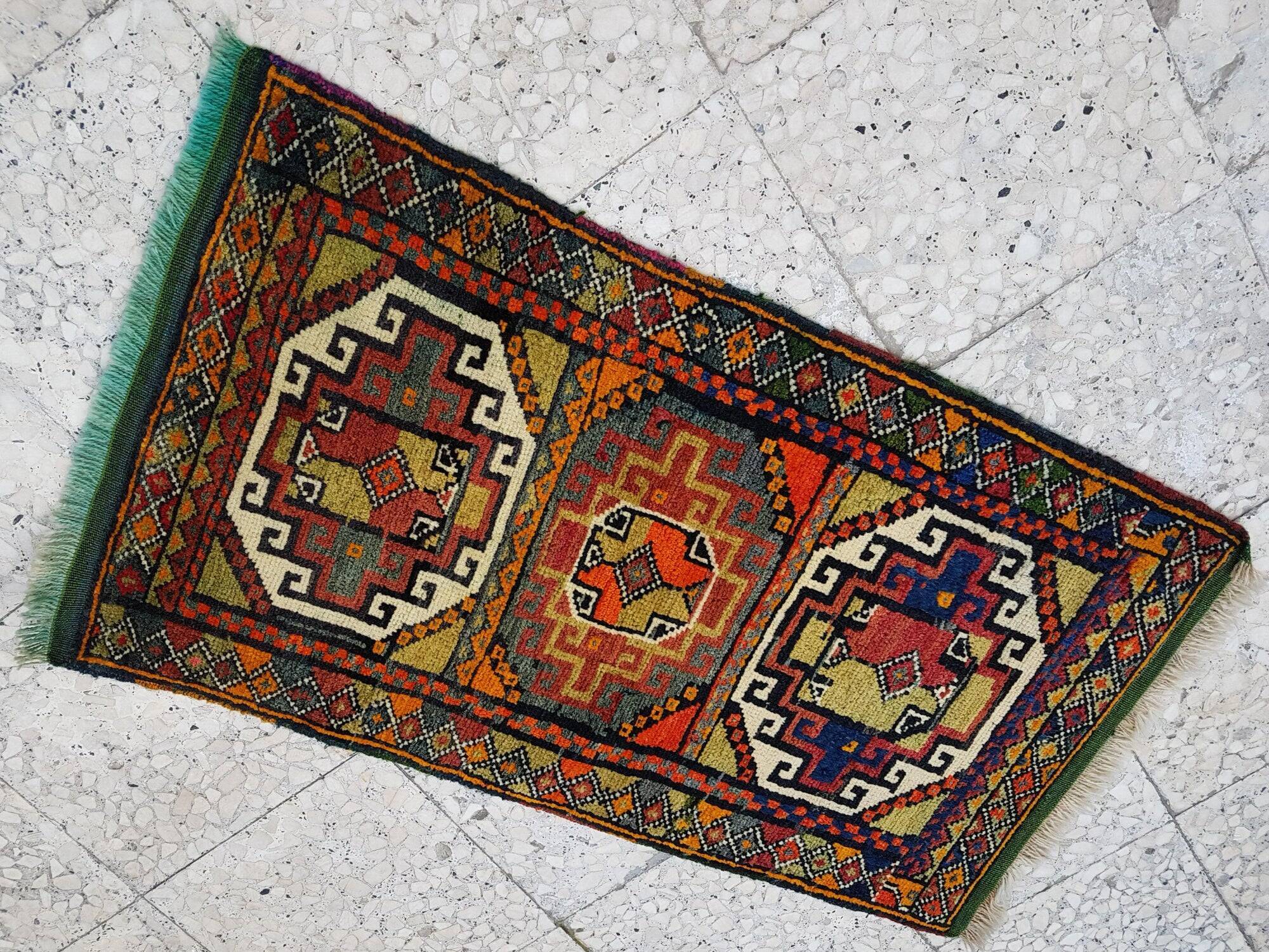 Vintage Turkish handmade rug 56x100 cm