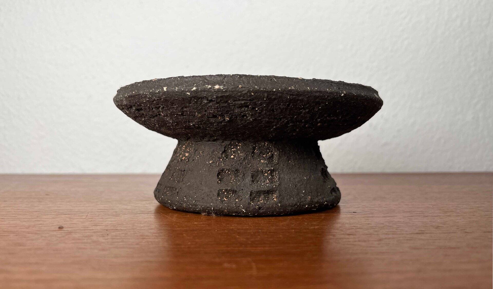 Mid-century modern pottery candlestick by Else and Henry Nielsen for Henri Keramik, 1960s.