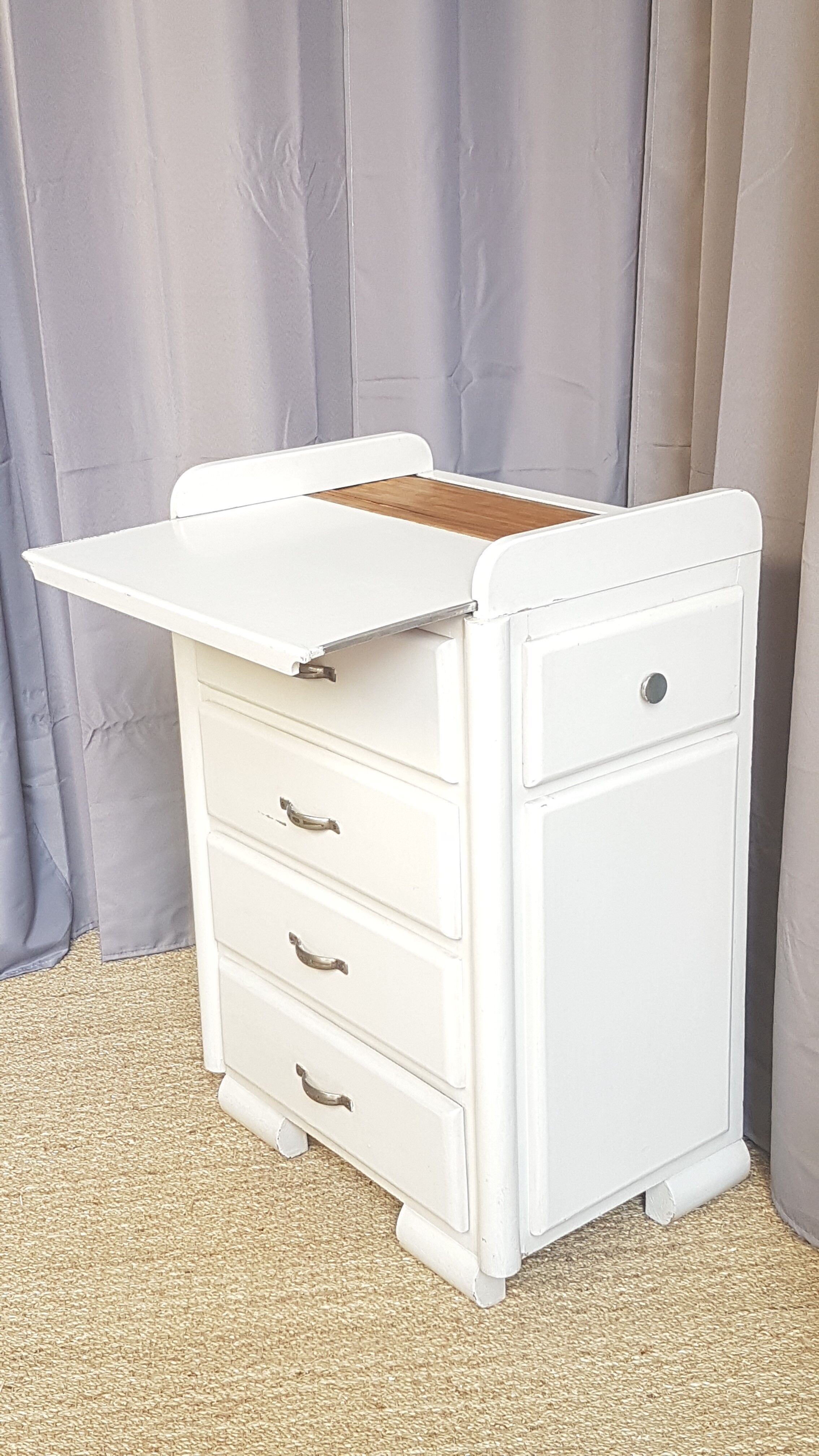 Vintage dresser