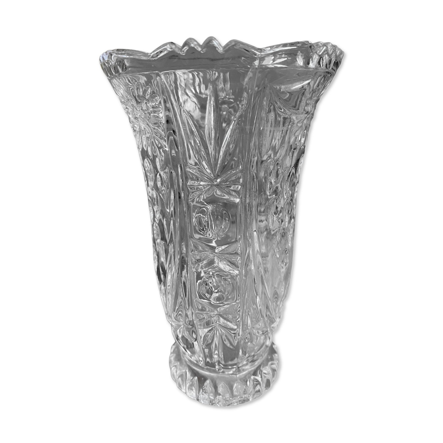 Vase en verre ciselé