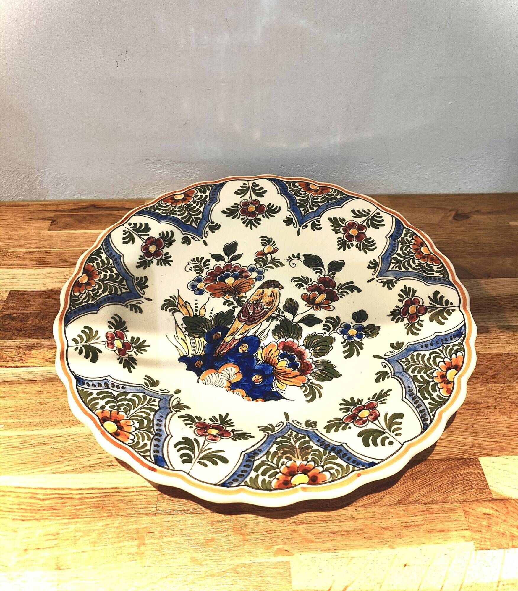 Decorative plate delft - polychrome - holland