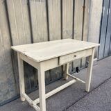 Farmhouse table