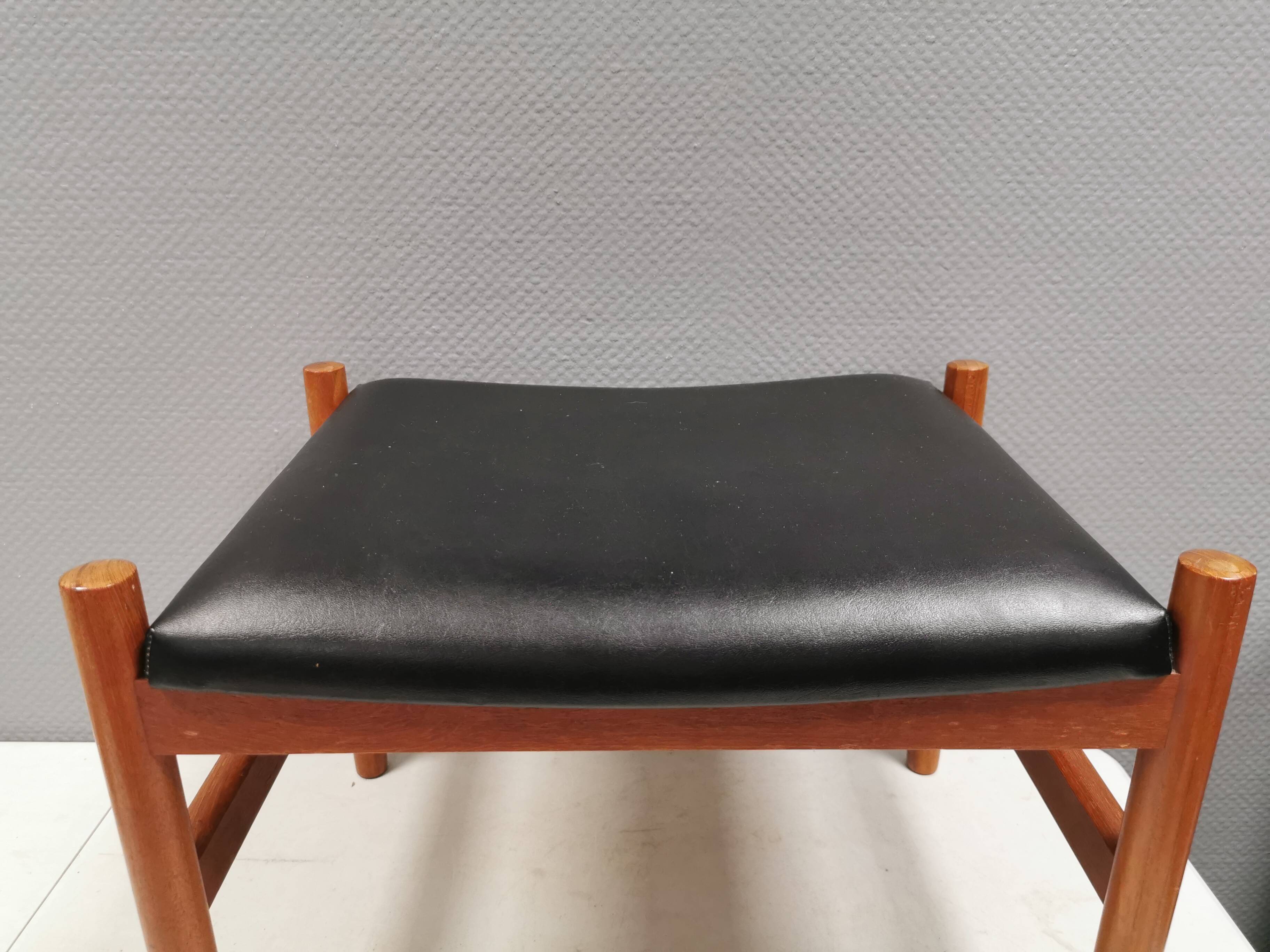 Danish Teak Footstool, Black Skai Leather, 1960s Spøttrup Design