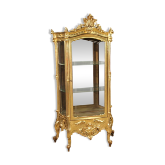 Elégante vitrine italienne dorée de style rocaille du 19ème siècle