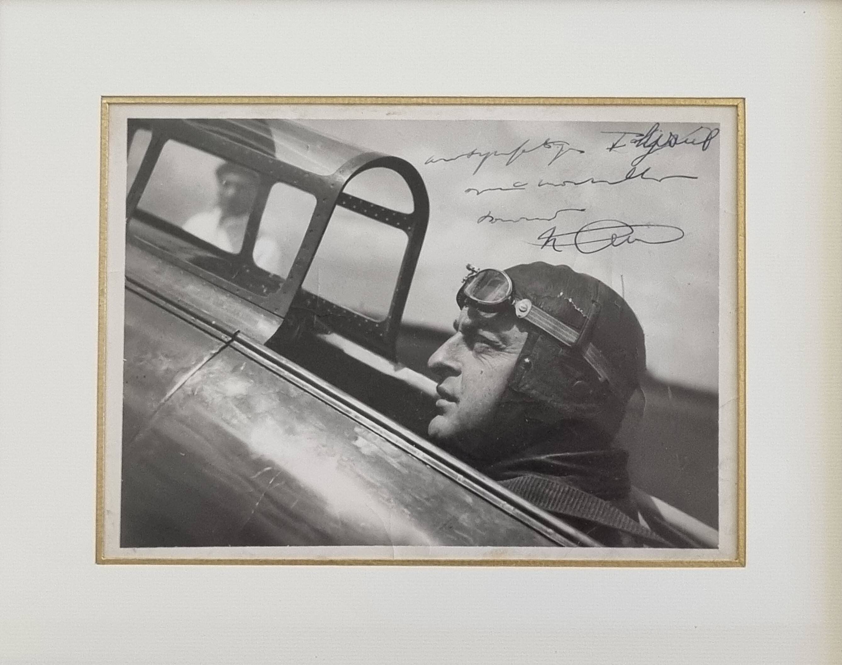 Maurice Arnoux – Original signed photograph, French aviator circa 1934