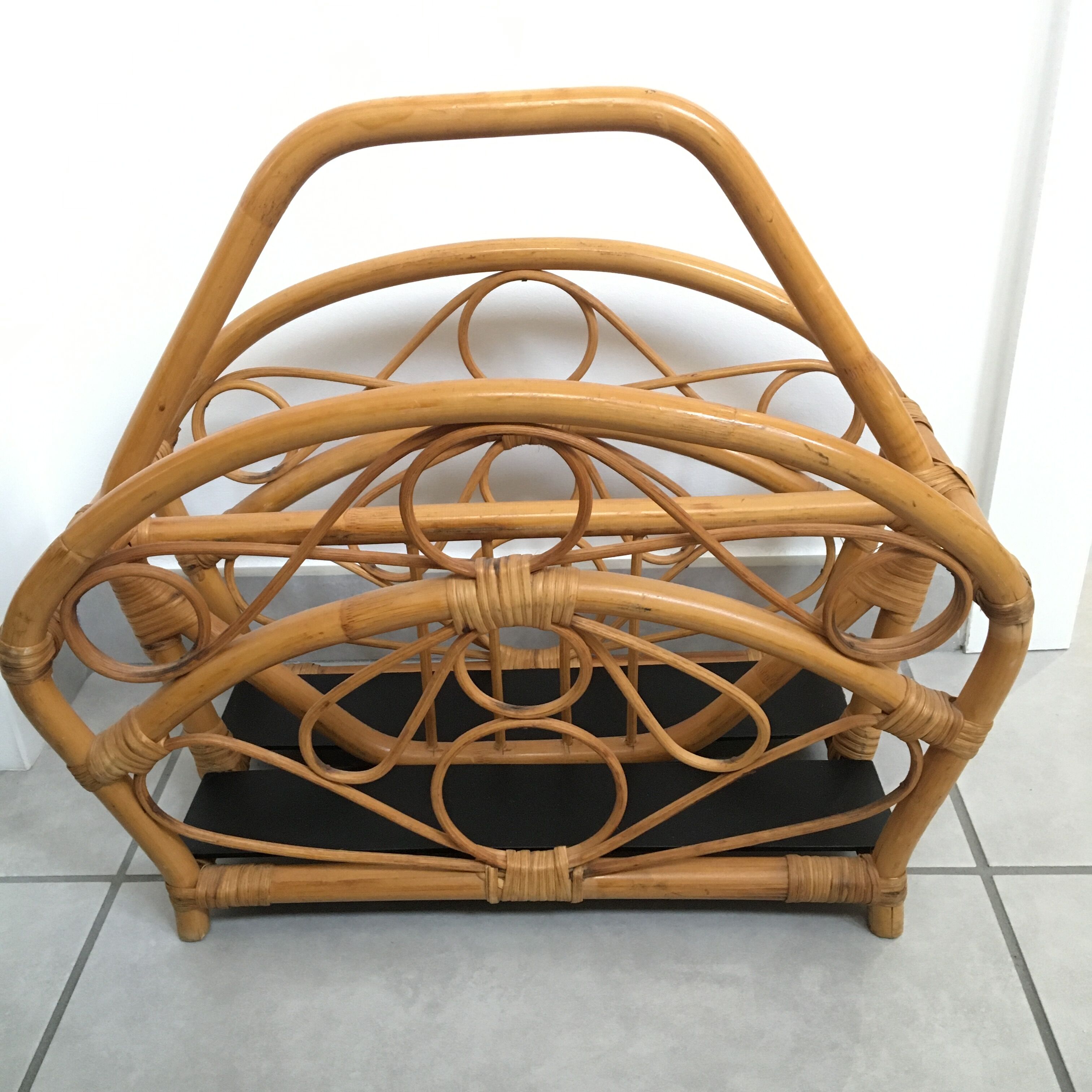 Rattan magazine holder