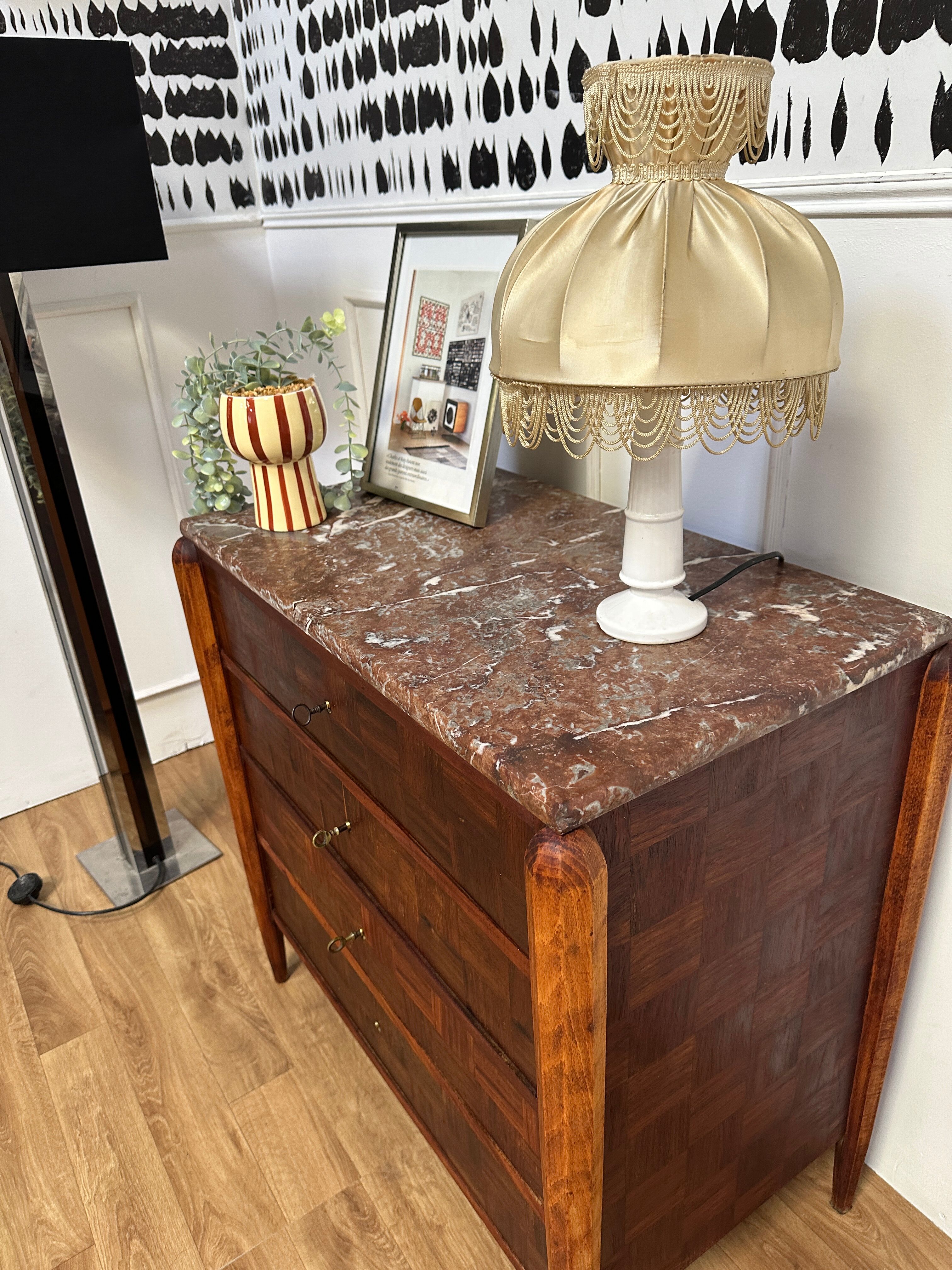Commode vintage plateau marbre rouge