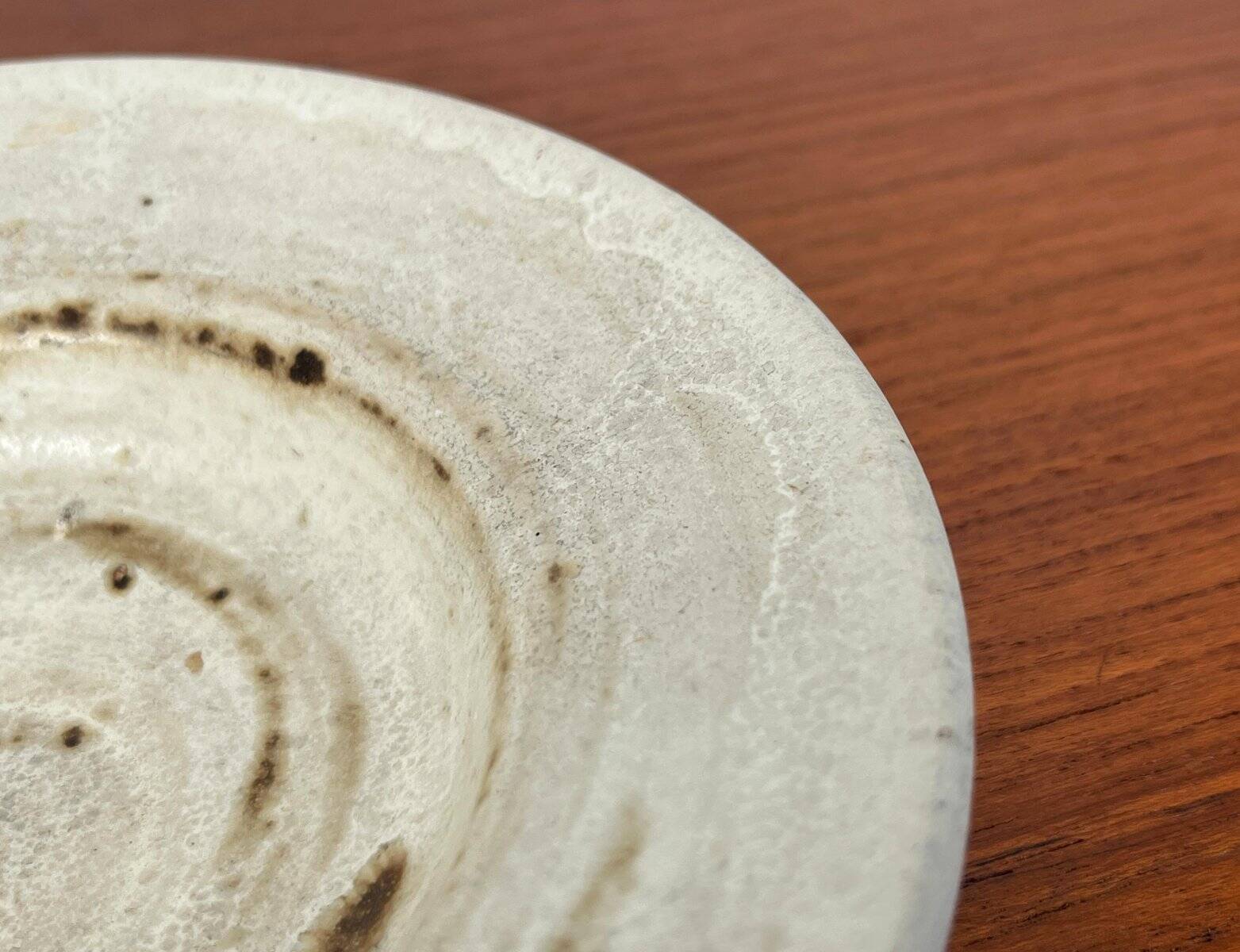 Mid-century Danish studio pottery bowl by Dania Keramik, 1960s.