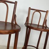 Bar stool