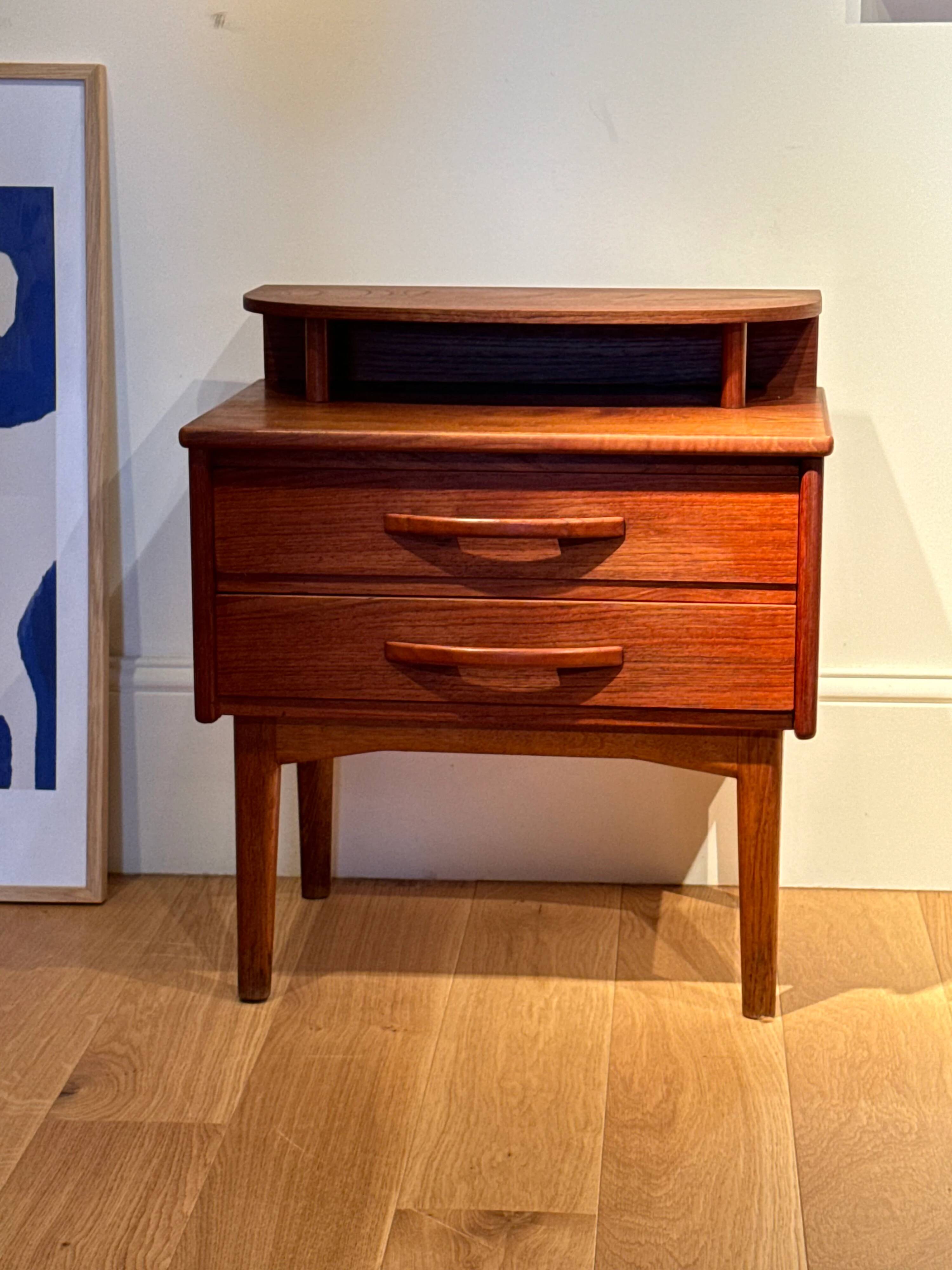 Vintage Scandinavian bedside table in teak "Nils"