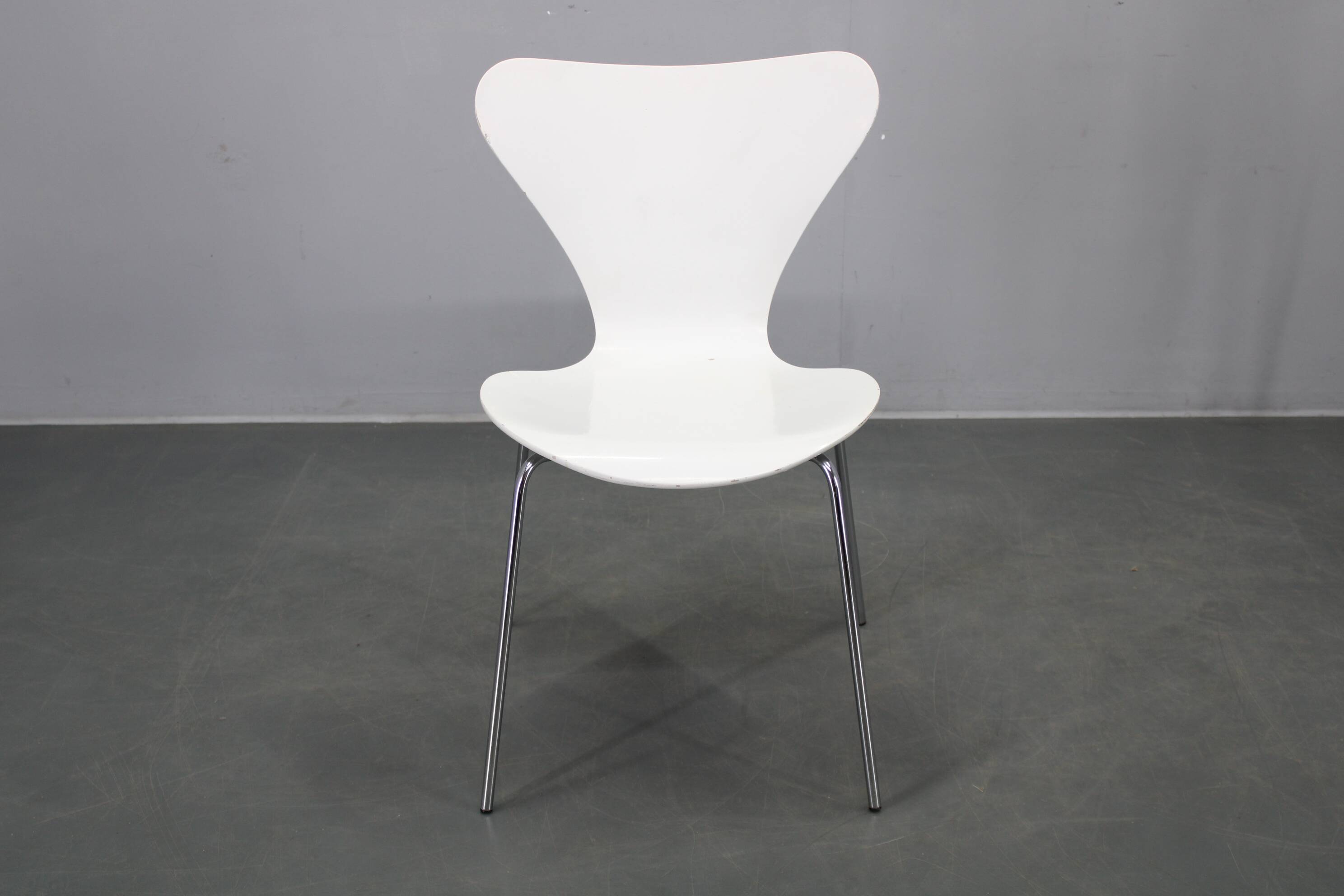 Pair of Series 7 chairs by Fritz Hansen, Denmark, 1970s