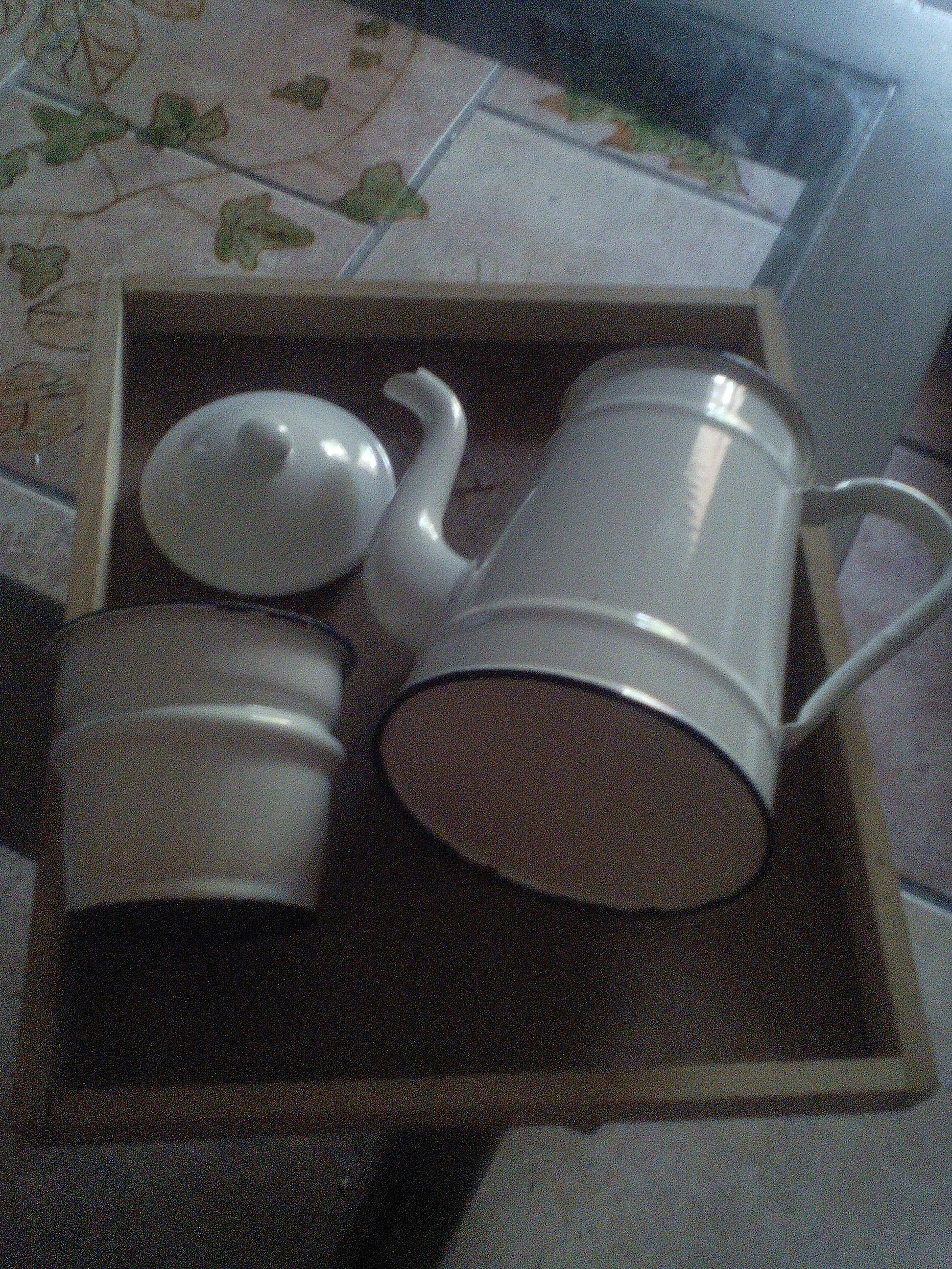 Blue and white enamelled cafeteria