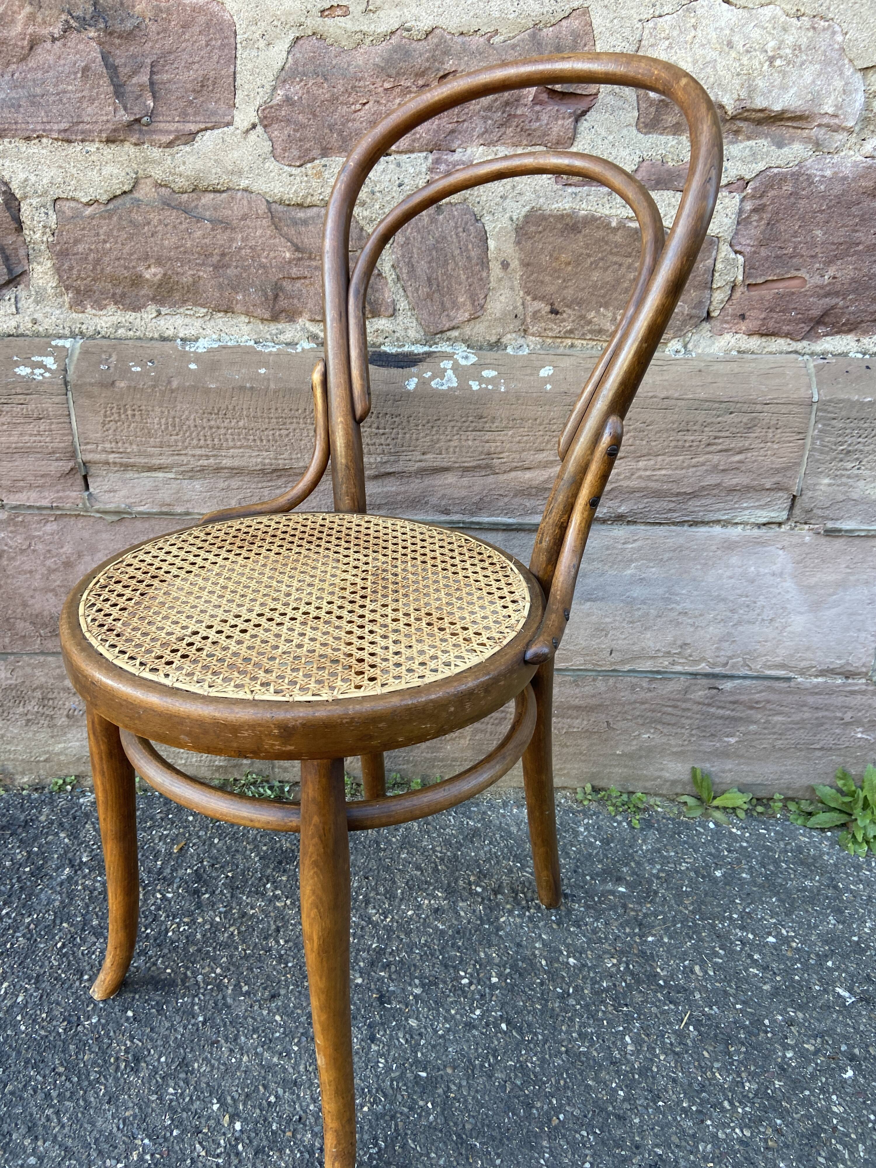 Viennese bistro chair bentwood Nr 14