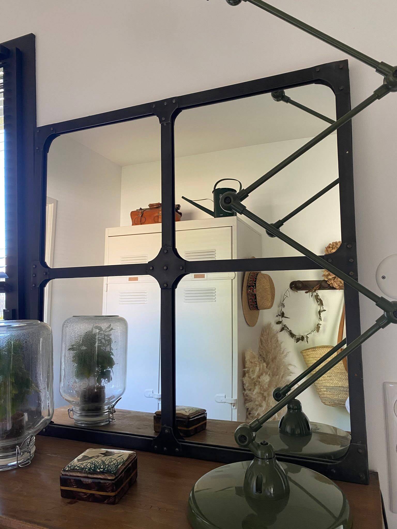 Handcrafted iron mirror