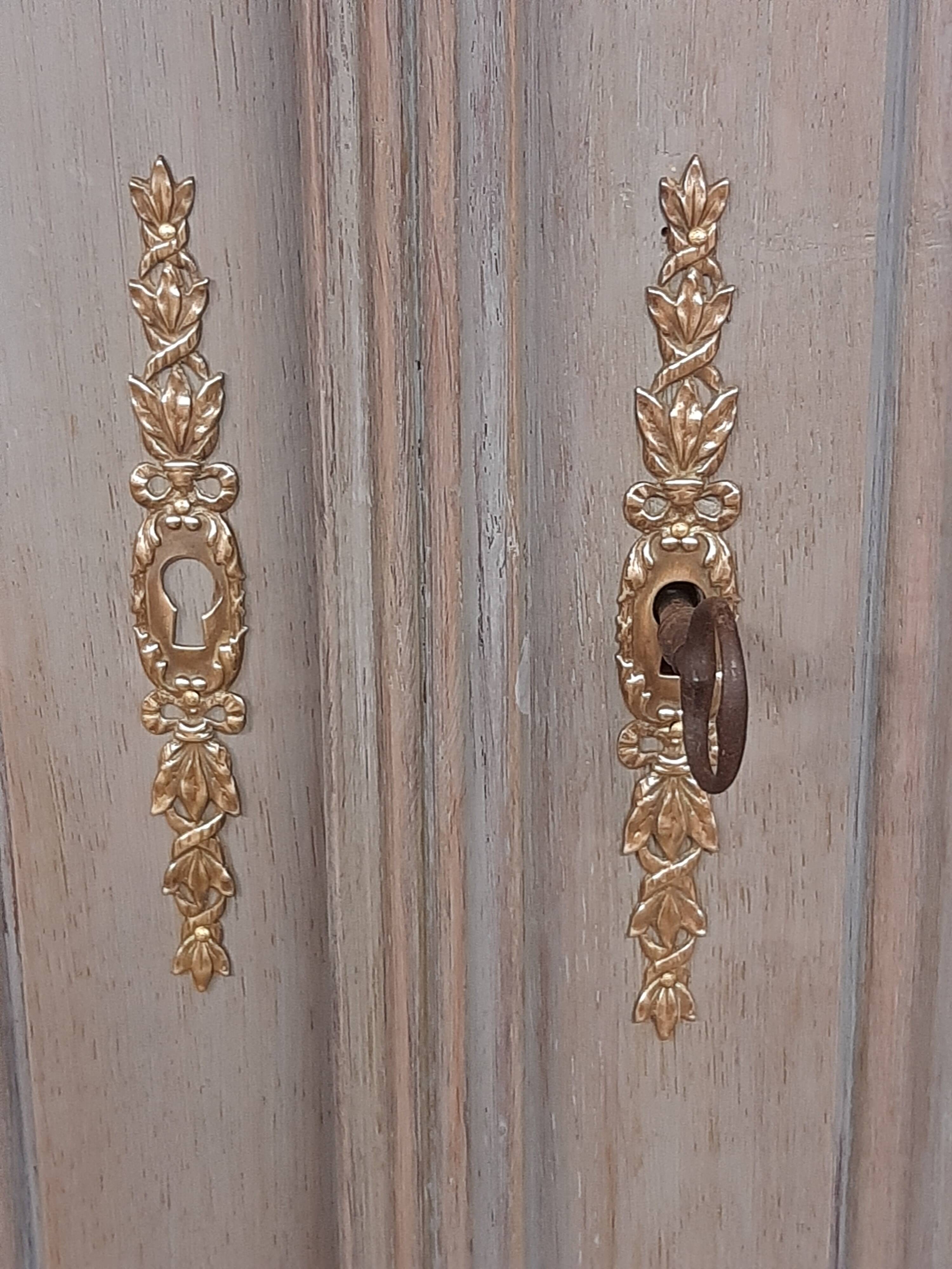 Ancienne Armoire Bibliothèque vitrée Patinée Gris