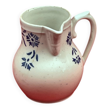 St Uze, Milk jug H 9 cm