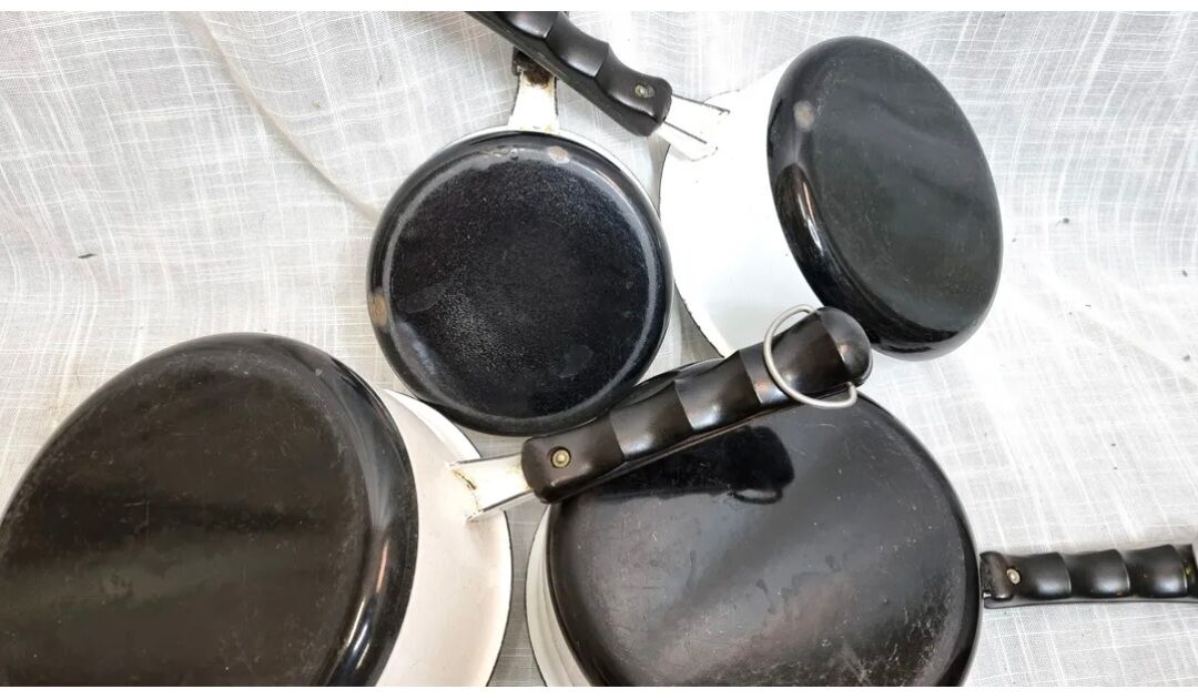 Set of 4 Japy pans
