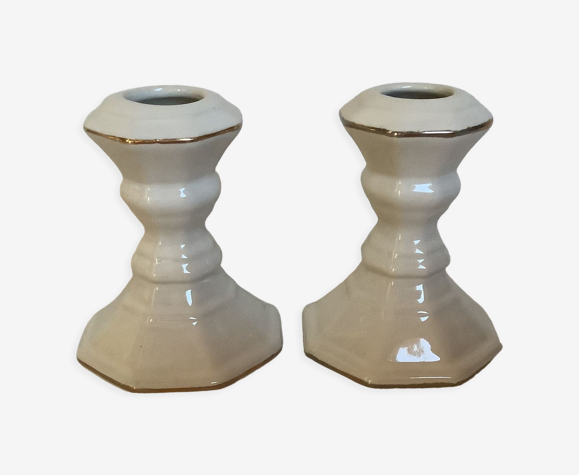 Paire de bougeoirs blancs octogonaux