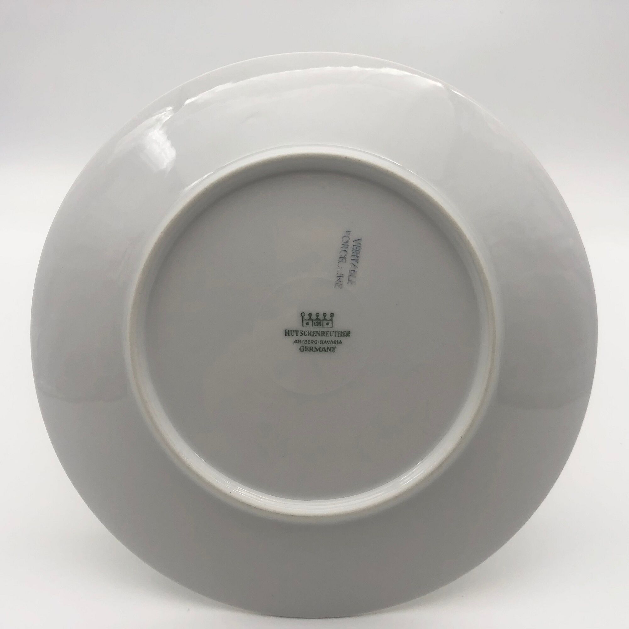 Hutschenreuther Arzberg-Bavaria Germany, 4 Porcelain dessert plates