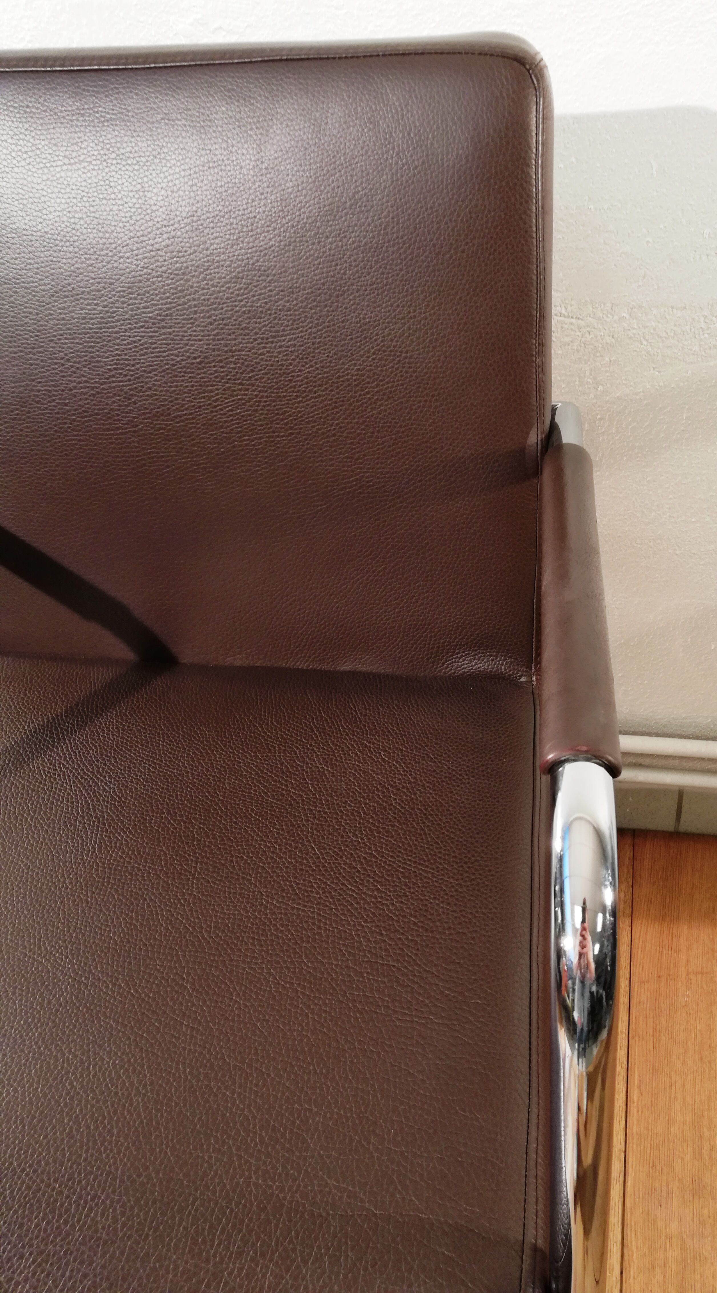 Vintage armchair Bono